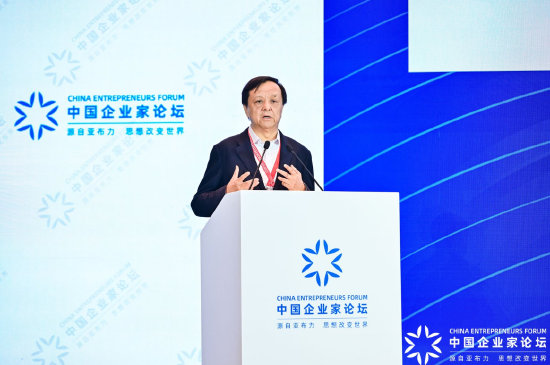 李小加：在AI“航空时代”，企业家必须亲自“开飞机”